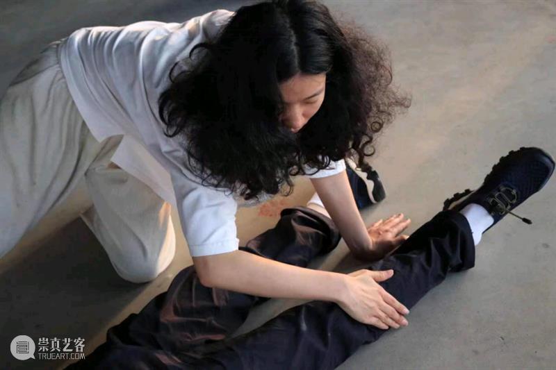预告| 即兴场域实验:人群是一个幻觉 博文精选 挥发实验室 场域 人群 幻觉 水泥 公园 LIVE HOUSE 策展人 谢松庆 现场 崇真艺客
